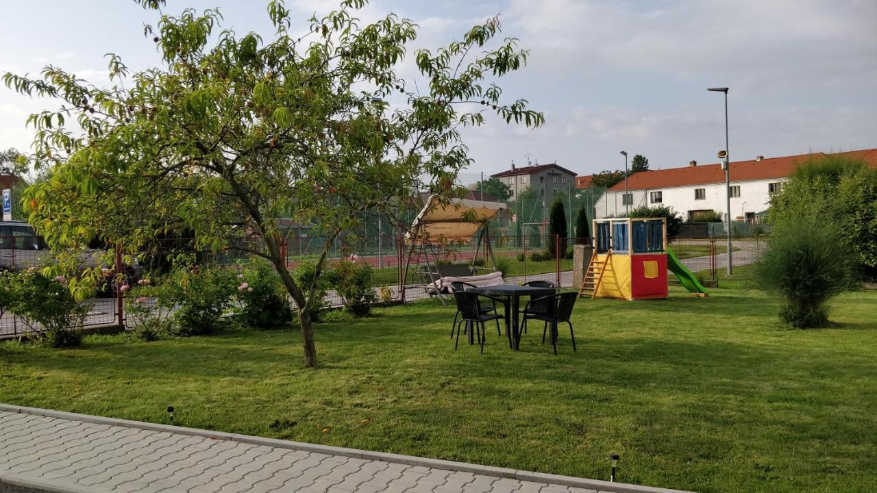Penzion Rozarka Přísečná エクステリア 写真